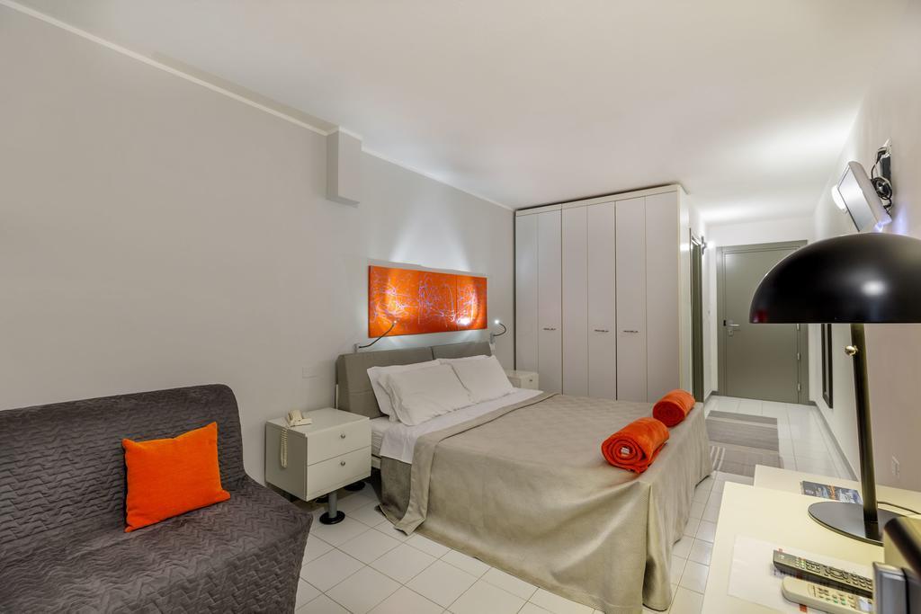 Hotel Residence Hibiscus ラ・カレッタ エクステリア 写真
