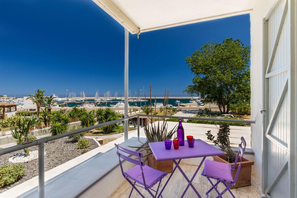 Hotel Residence Hibiscus ラ・カレッタ エクステリア 写真